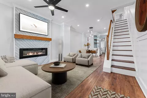 108 E Hortter St, Philadelphia, PA 19119
