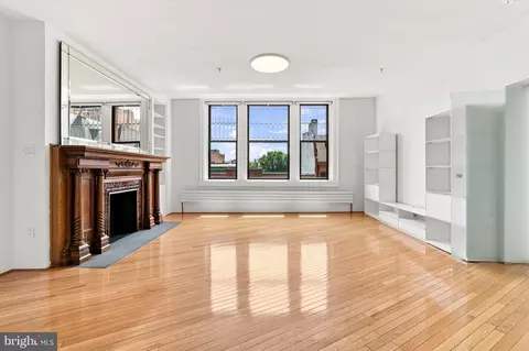 1213-15 Locust St #3, Philadelphia, PA 19107