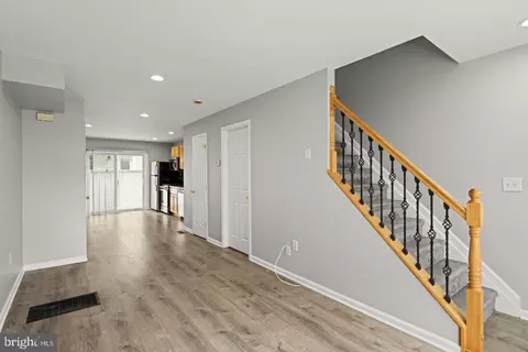 2310 E Cabot St, Philadelphia, PA 19125
