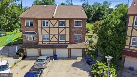 15181 Beverly Dr, Philadelphia, PA 19116