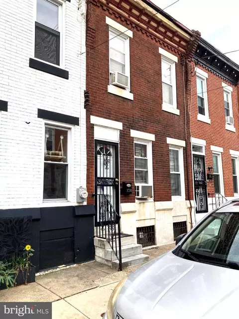 1734 Pierce St, Philadelphia, PA 19145