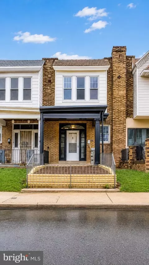 880 Granite St, Philadelphia, PA 19124