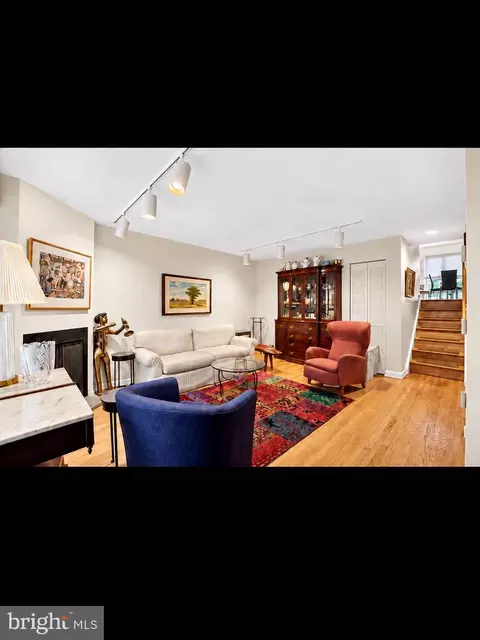 1 Christian St #42L, Philadelphia, PA 19147