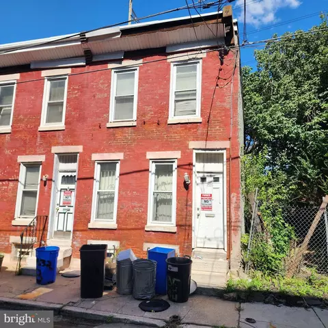 2535 Alter St, Philadelphia, PA 19146