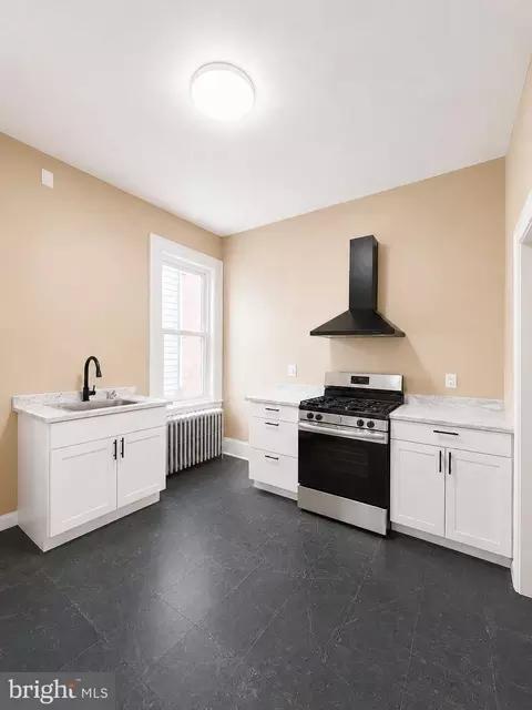 4210 W Girard Ave, Philadelphia, PA 19104