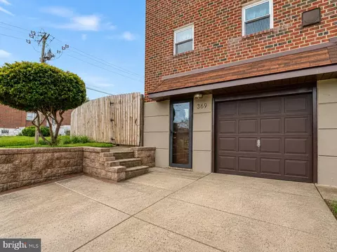 369 Helene Pl, Philadelphia, PA 19116