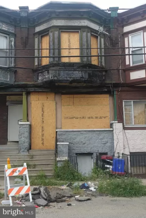 16 S 55th St, Philadelphia, PA 19139