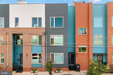 2663 Amber St, Philadelphia, PA 19125