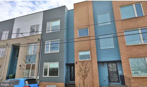 2663 Amber St, Philadelphia, PA 19125