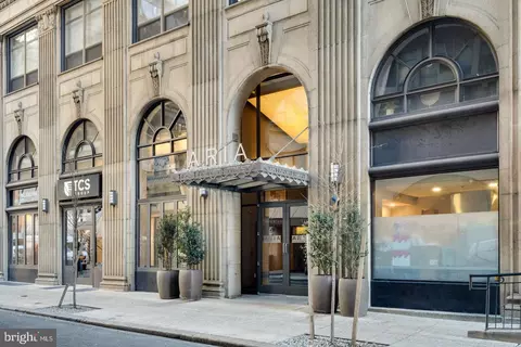 1425 Locust St #4F, Philadelphia, PA 19102