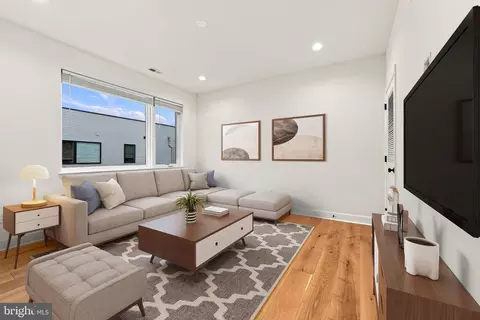 2010 N 5th St #2C, Philadelphia, PA 19122