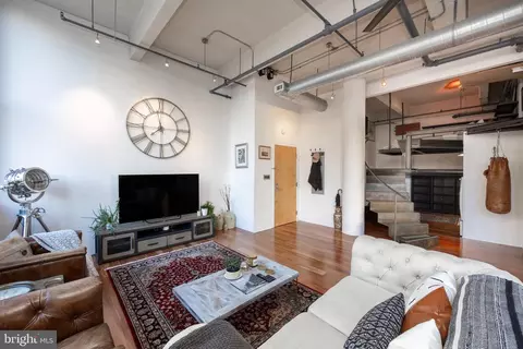 1228 32 Arch St #3A, Philadelphia, PA 19107