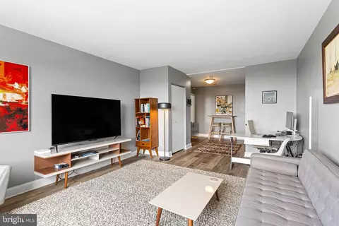 2601 Pennsylvania Ave #724, Philadelphia, PA 19130