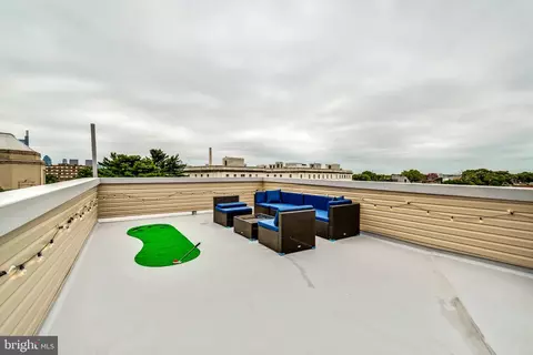 2217 W Thompson St, Philadelphia, PA 19121