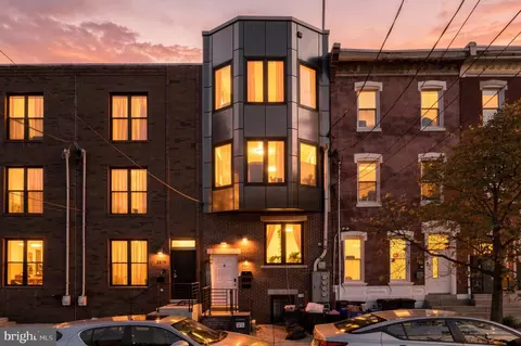 2217 W Thompson St, Philadelphia, PA 19121