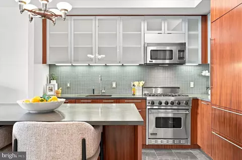 1414 S Penn Sq #12E, Philadelphia, PA 19102