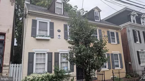 126 Queen Ln, Philadelphia, PA 19144