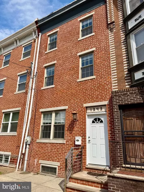 1343 Christian St, Philadelphia, PA 19147