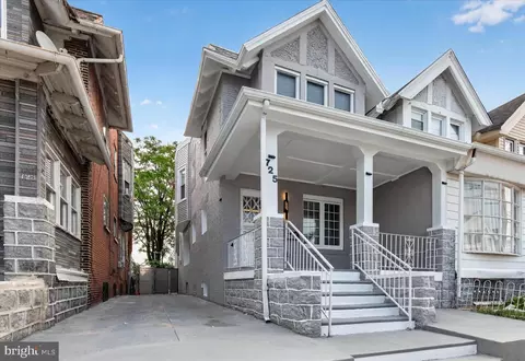 725 S 59th St, Philadelphia, PA 19143