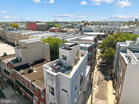 2015 Martha St, Philadelphia, PA 19125