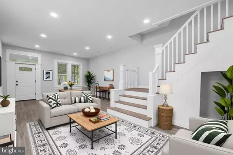 4642 Greene St, Philadelphia, PA 19144