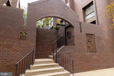 100 N 22nd St #102, Philadelphia, PA 19103