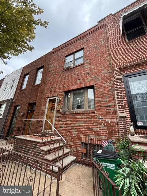 2841 S Camac St, Philadelphia, PA 19148