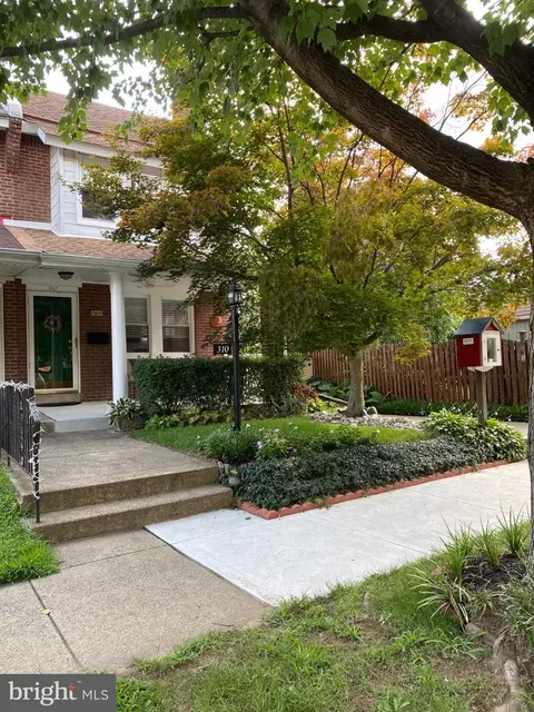 310 Stanwood St, Philadelphia, PA 19111
