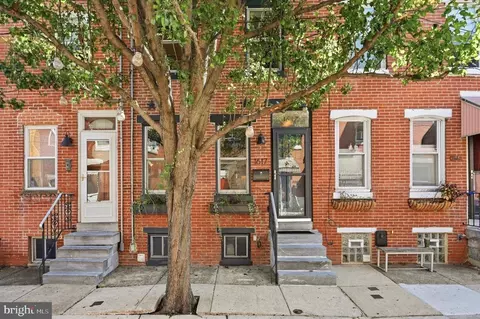1617 S Iseminger St, Philadelphia, PA 19148