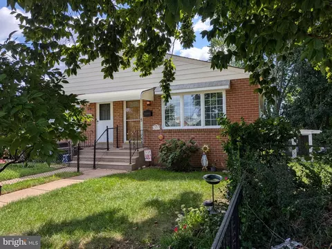7835 Lawndale Ave, Philadelphia, PA 19111
