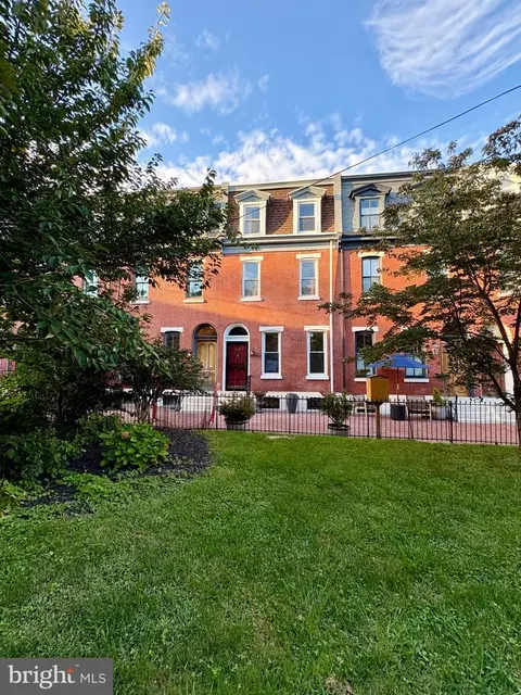 2345 St Albans Pl, Philadelphia, PA 19146