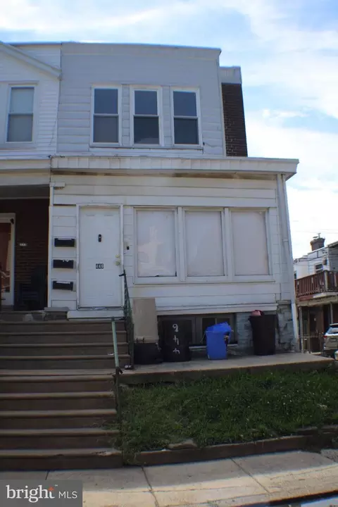 446 Roselyn St, Philadelphia, PA 19120