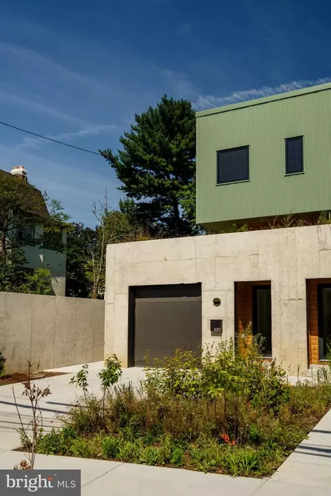 620 Kingsley St, Philadelphia, PA 19144