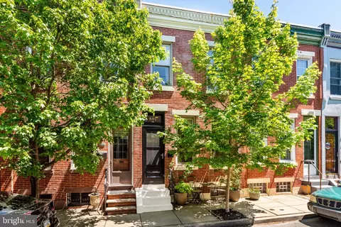 881 N Bucknell St, Philadelphia, PA 19130