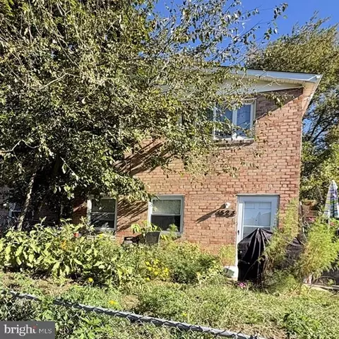 523 Foster St, Philadelphia, PA 19116