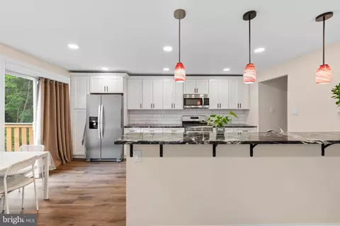 105 Rennard Ter, Philadelphia, PA 19116