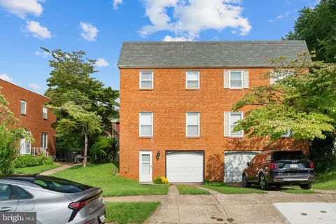 105 Rennard Ter, Philadelphia, PA 19116
