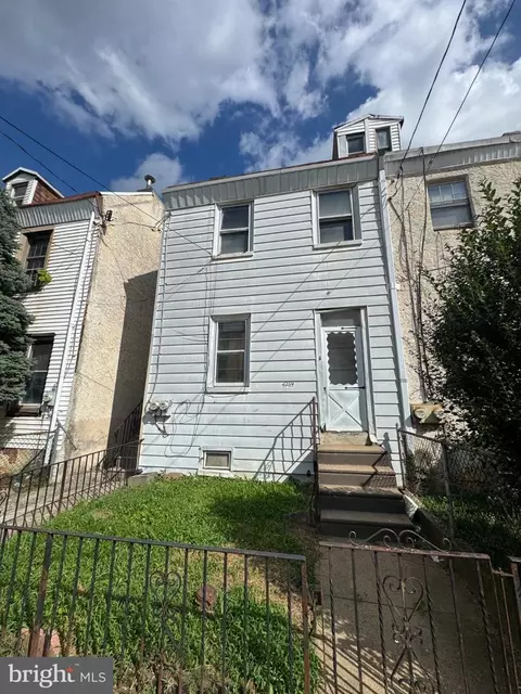 4269 Paul St, Philadelphia, PA 19124