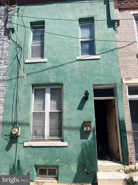 1917 W Wilt St, Philadelphia, PA 19121