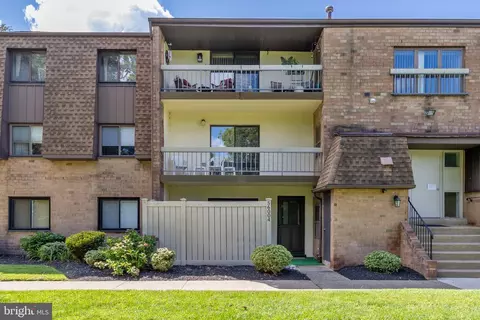 56004 Delaire Landing Rd #7D, Philadelphia, PA 19114
