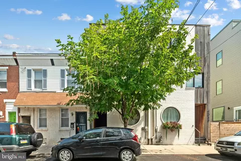 2031 E Firth St, Philadelphia, PA 19125
