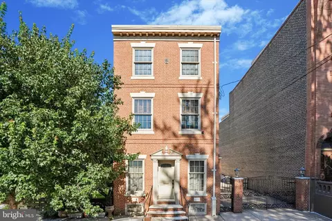 2341 E 43 E Dauphin St, Philadelphia, PA 19125