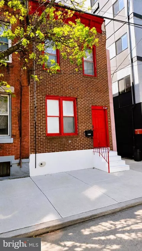 1558 N Randolph St, Philadelphia, PA 19122