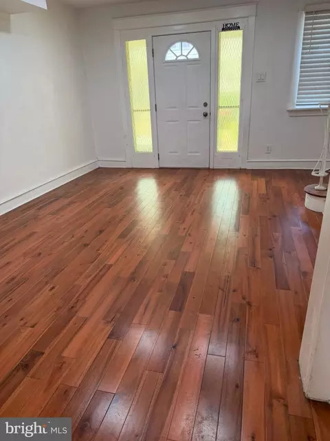 5959 Palmetto St, Philadelphia, PA 19120