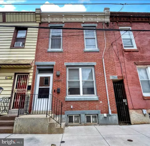 2049 N Palethorp St, Philadelphia, PA 19122