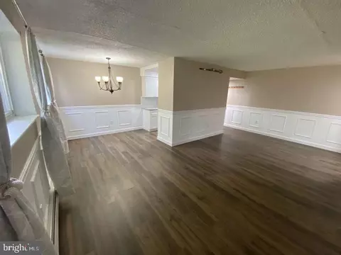 110 Byberry Rd #E2, Philadelphia, PA 19116