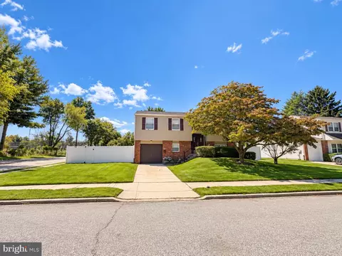 8600 Cathedral Cir, Philadelphia, PA 19128