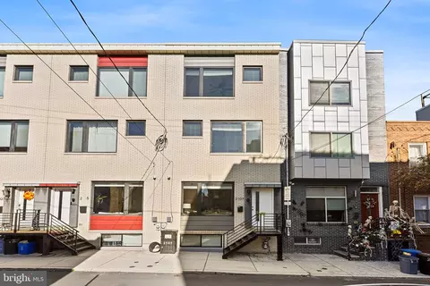 2107 E Arizona St, Philadelphia, PA 19125