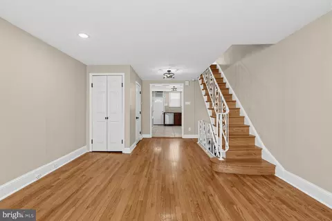 2405 S Warnock St, Philadelphia, PA 19148