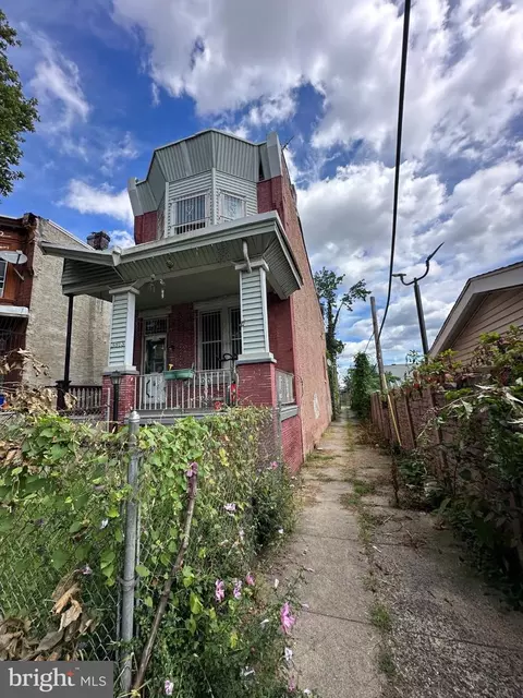 3815 N Park Ave, Philadelphia, PA 19140